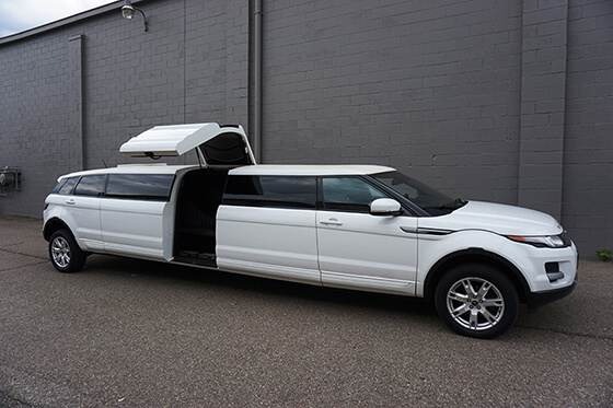 Wedding limo transportation in Downtown Jacksonville