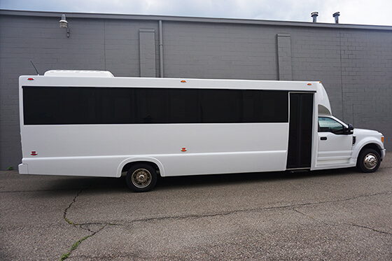 Limousine service and party bus Clearwater